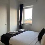 Ay Isigi Kas