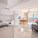 Apartment Ay Isigi