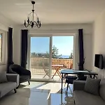 Ay Isigi Apartment