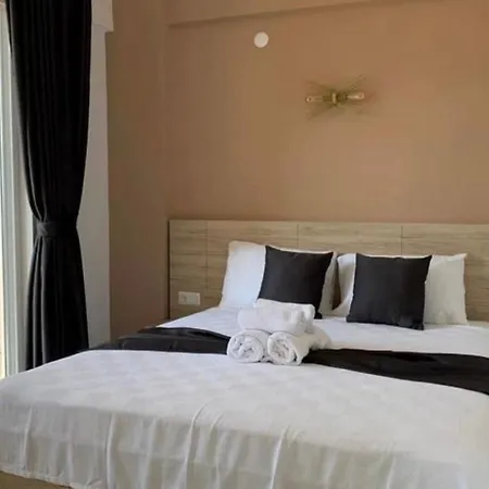 アパート Ay Isigi カシュ