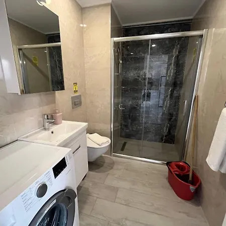 Ay Isigi アパート *