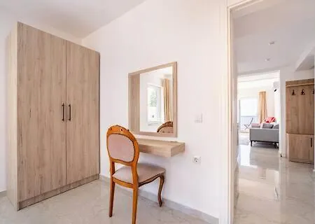 Ay Isigi アパート カシュ